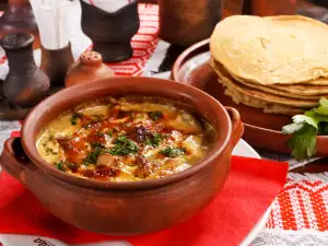 Clay Pot with Pork and Veggies