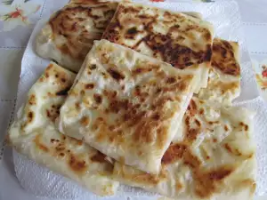 Gözleme with Ready-Made Phyllo Pastry Sheets