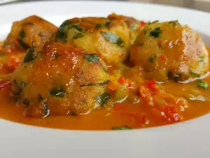 Bread Balls in Vegetable Sauce