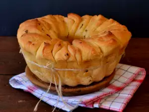 Bread in a Sponge Cake Mold