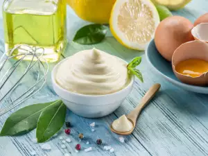 How to Make Mayonnaise - A Beginners Guide