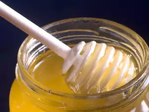 How Much Honey Can Be Consumed Daily?