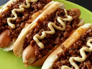 Hot Dog with Spicy Minced Beef Sauce