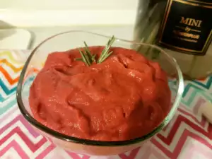 Homemade Beetroot and Rosemary Hummus