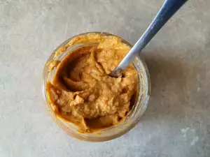 Red Pepper Hummus