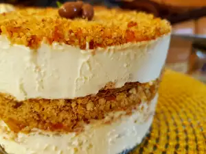 Ice Cream Cake with Wafer Layers