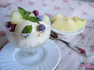 Homemade Melon Ice Cream