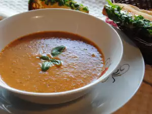 Traditional Italian Tomato Soup