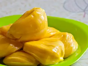 peeled jackfruit