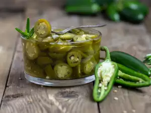 Jalapeño Peppers - Benefits and Facts