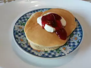 Airy Japanese Pancakes with Egg Whites