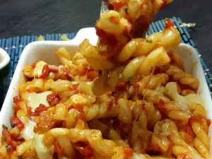 Baked Gemelli with Red Pepper Sauce