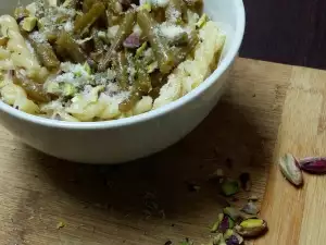 Gemelli with Green Beans, Pistachios and Lemon Dressing