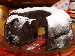 Cocoa Cake with Jam