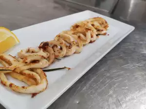 Fried Calamari with Garlic