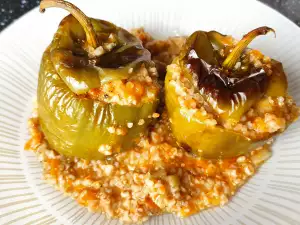 Stuffed Bell Peppers with Bulgur