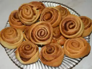 Cinnamon Rolls