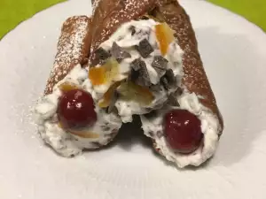 My Favorite Cannoli