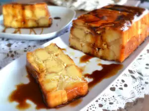 Caramel Apple Cake with Lady Fingers