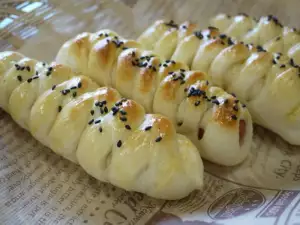 Mountain-Town-Style Vienna Sausage Rolls