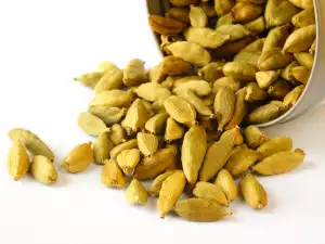 What is Cardamom Good For?