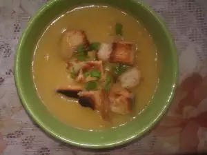 Potato Cream Soup with Carrots