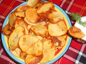 Spicy Potato Chips with Garlic Sauce