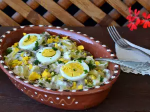 Potato Salad with Tuna, Mushrooms and Boiled Eggs