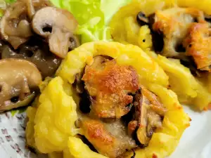 Potato Nests with Mushrooms