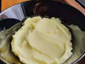 Mashed Potatoes with Butter and Cream