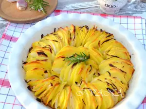 Oven-Baked Potatoes with Rosemary and Garlic