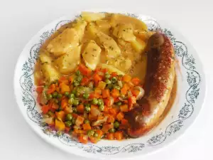 Baked Sausages with Potatoes and Cream