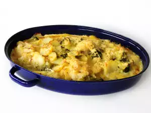 Gratin with Cauliflower, Broccoli and Macaroni