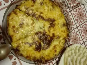 Baked Yellow Cheese with Mushrooms and Cream