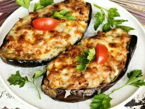 Stuffed Eggplant with Minced Meat and Cheese