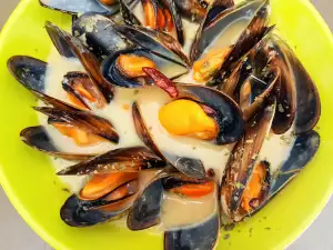 Castilian-Style Mussels