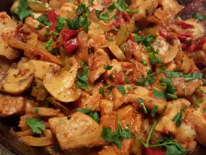 Pork Kavarma with Mushrooms, Onions and Peppers