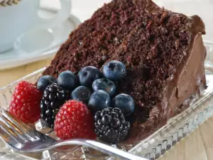 Holiday Chocolate Cake with Liqueur