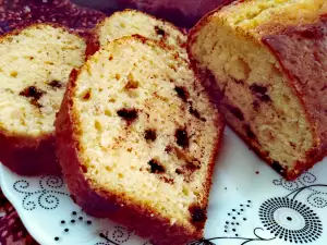 Sponge Cake with Rum and Vanilla