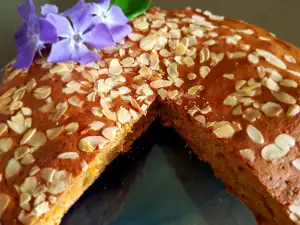 Juicy Pumpkin Cake in a Baking Pan