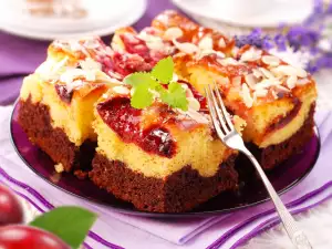 Cake with Biscuits and Jam