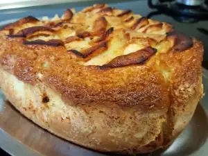 Simple Apple Cake