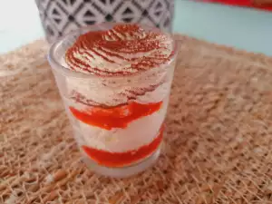 Keto Cream with Strawberries