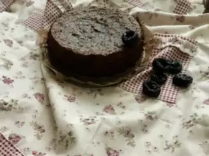 Tahini Keto Cake