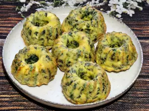 Keto Savory Muffins with Nettles