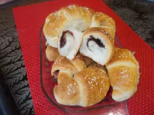 Rolls with Liquid Chocolate