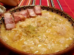 Stew with Sauerkraut and Rice