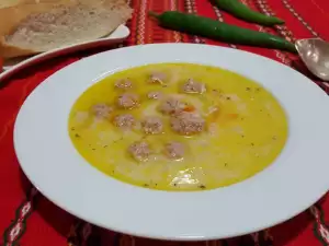 Classic Meatball Soup with Thickening Agent