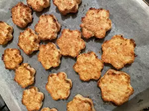 Coconut Cookies with Egg Whites