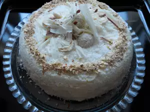 Almond-Cocoa Rafaello Cake